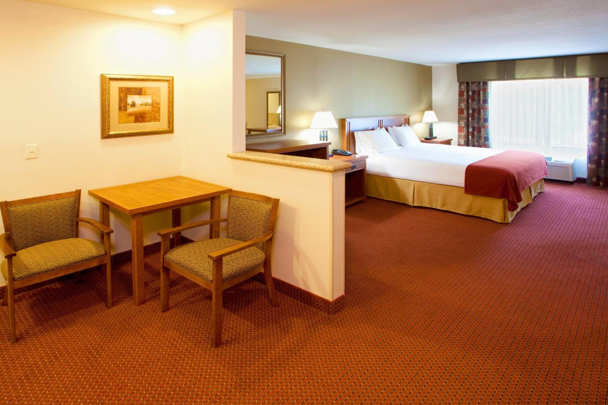 Holiday Inn Express Hotel & Suites Weston By Ihg מראה חיצוני תמונה