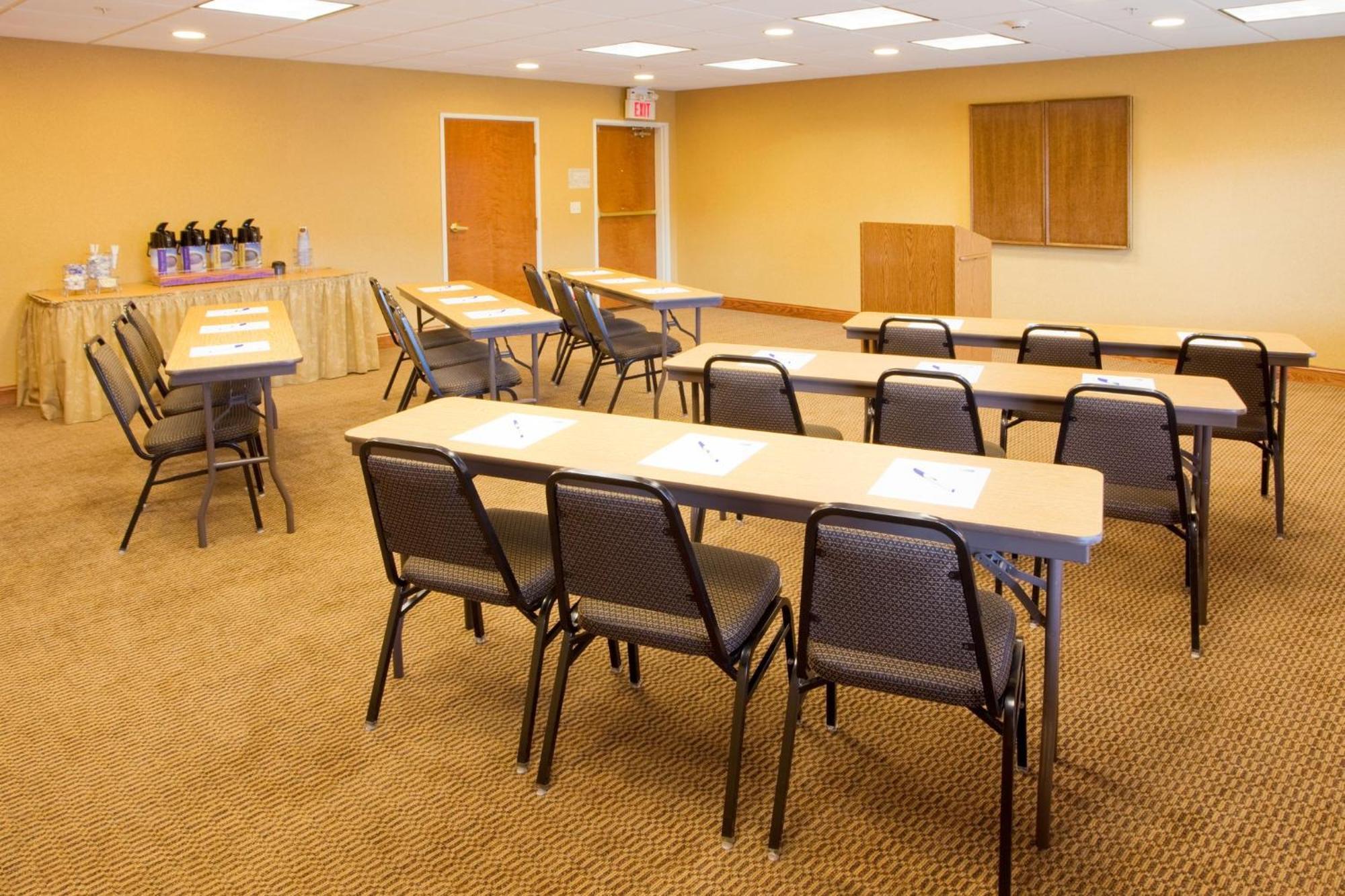 Holiday Inn Express Hotel & Suites Weston By Ihg מראה חיצוני תמונה