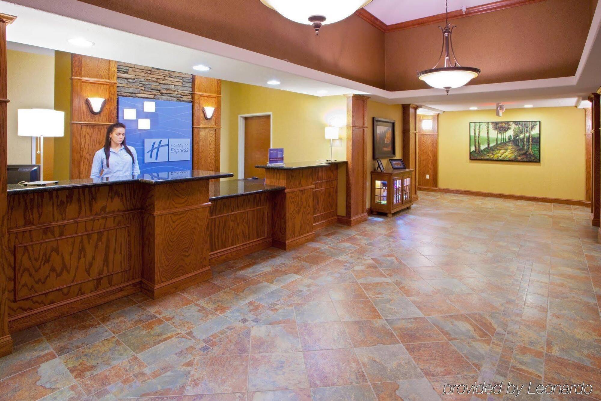 Holiday Inn Express Hotel & Suites Weston By Ihg מראה חיצוני תמונה